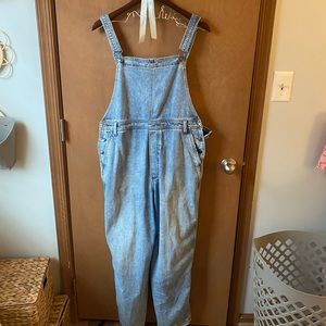 ☀️ Aerie • Denim Overalls